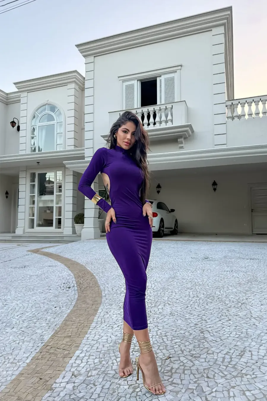 Antes: vestido roxo